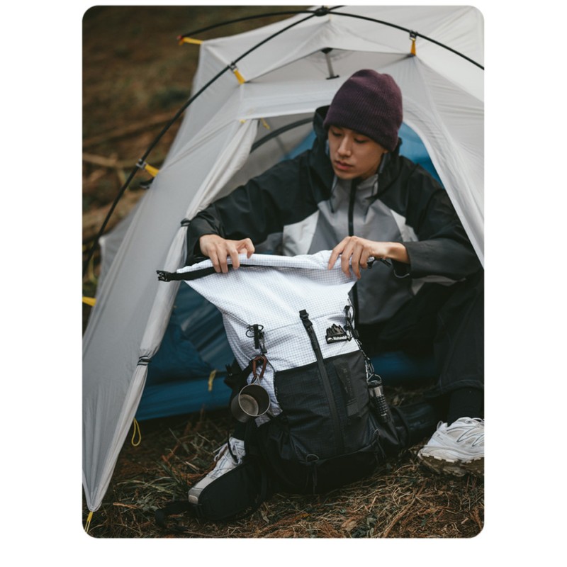 Рюкзак туристичний Naturehike Helium CNK2300016, 30+5 л, чорний