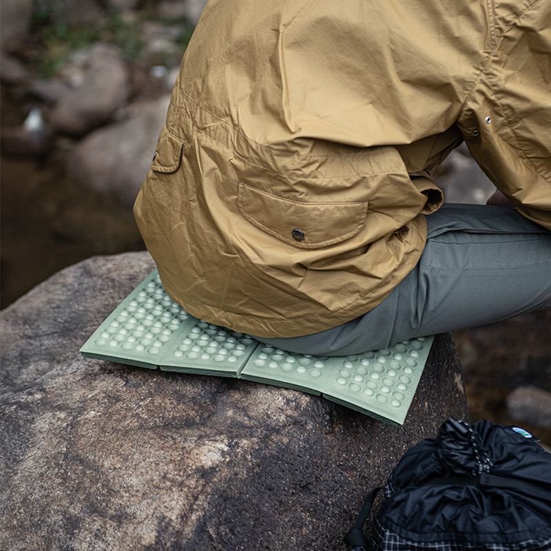 Сидушка туристична складана XPE Naturehike NH20PJ025, 15 мм, хакі з чохлом для походів та кемпінгу