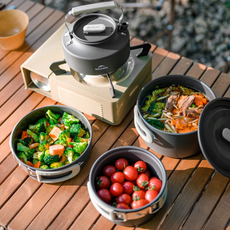 Набір посуду (2 каструлі, чайник, сковорідка) Naturehike CNK2450CF010, алюміній