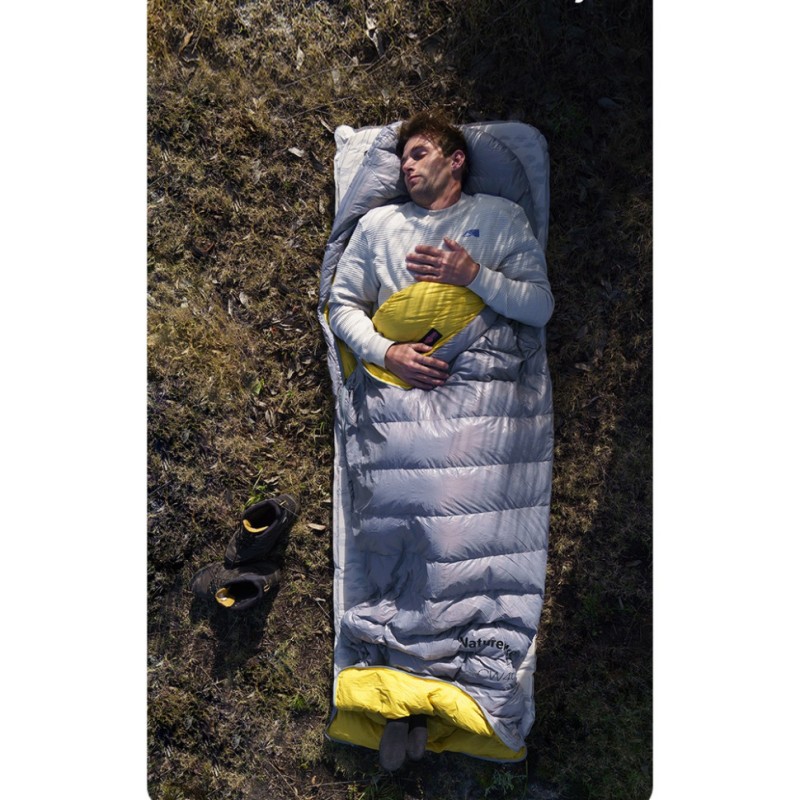 Спальник з натуральним пухом Naturehike CW700 CNK2450WS048, p-р L, чорно-блакитний