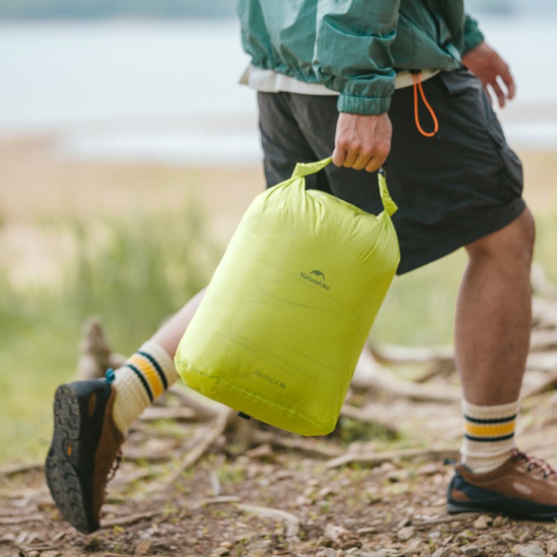 Гермомішок Naturehike CNK2550XB012, 8 л, білий