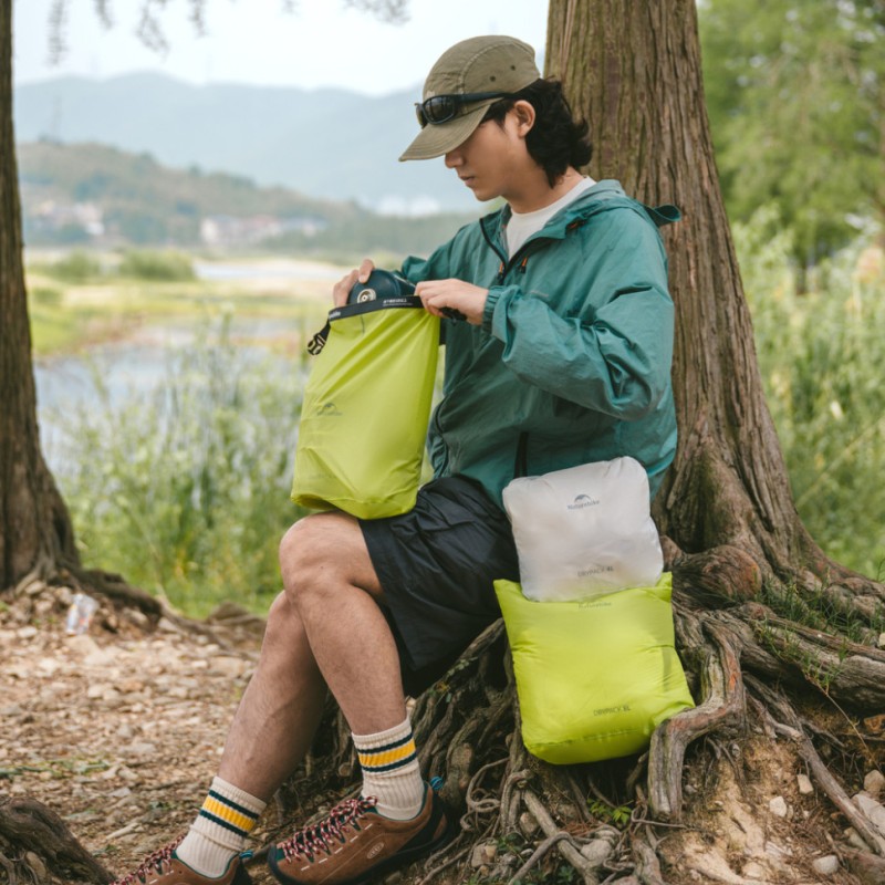 Гермомішок Naturehike CNK2550XB012, 8 л, білий