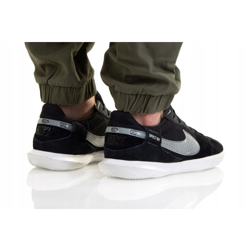 Футзалки Nike Streetgato IC DC8466-010, розмір 40.5 (26,0 см)