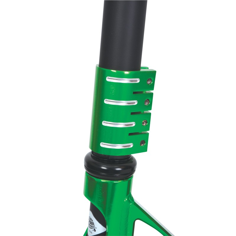 Самокат трюковий Schildkröt Flipwhip Hydro Green (2021v) чорно-зелений Уні Max:100 кг
