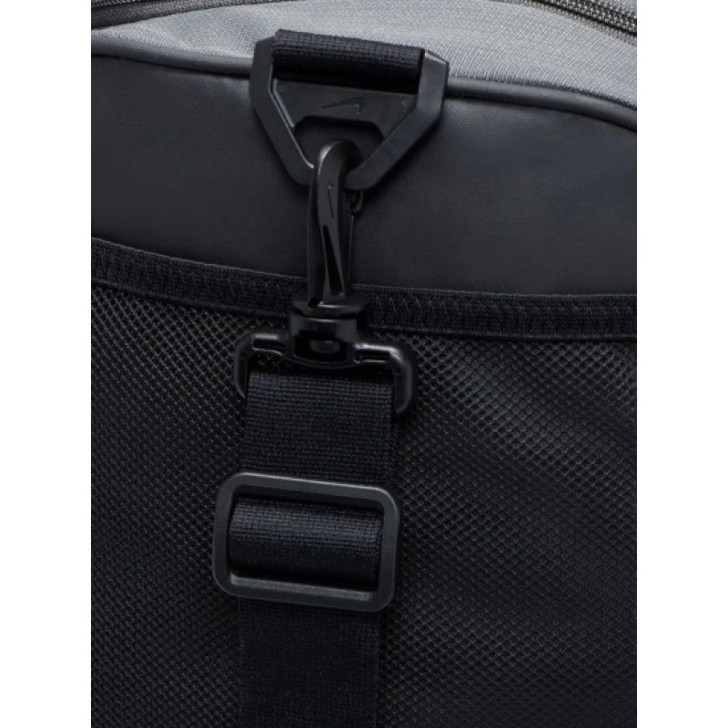 Сумка Nike NK BRSLA M DUFF - 9.5 60L сірий, чорний Уні 63,5х30,5х30,5 см