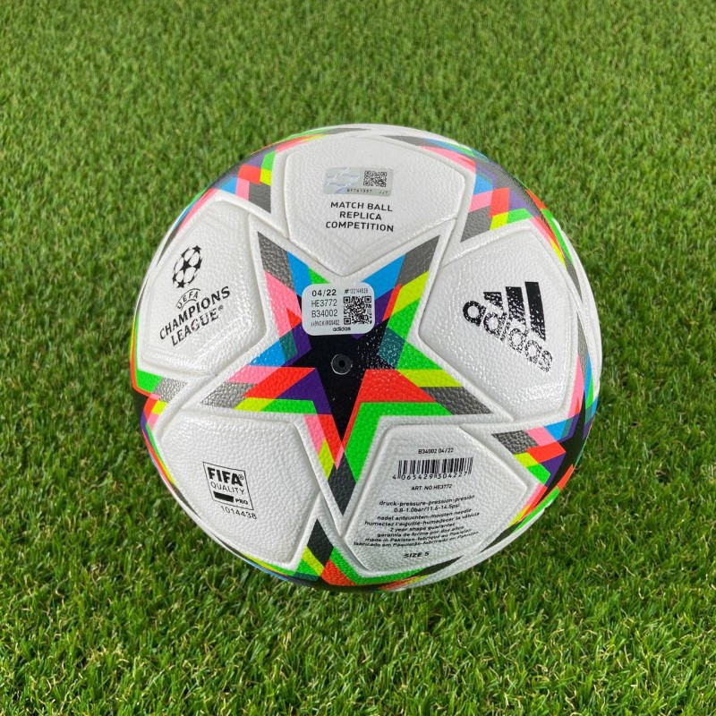 Футбольний м'яч Adidas 2022 UCL Void Competition HE3772, розмір №5
