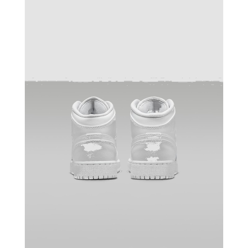 Кросівки жіночі Jordan 1 Mid (Gs) (554725-136)