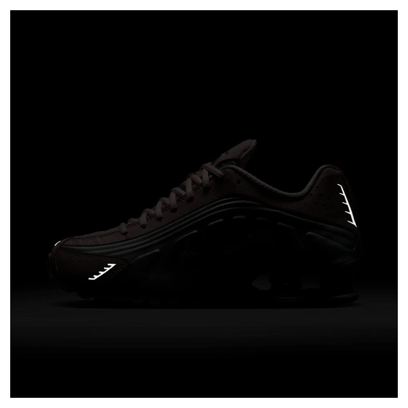 Кросівки жіночі Nike Shox R4 (AR3565-600)