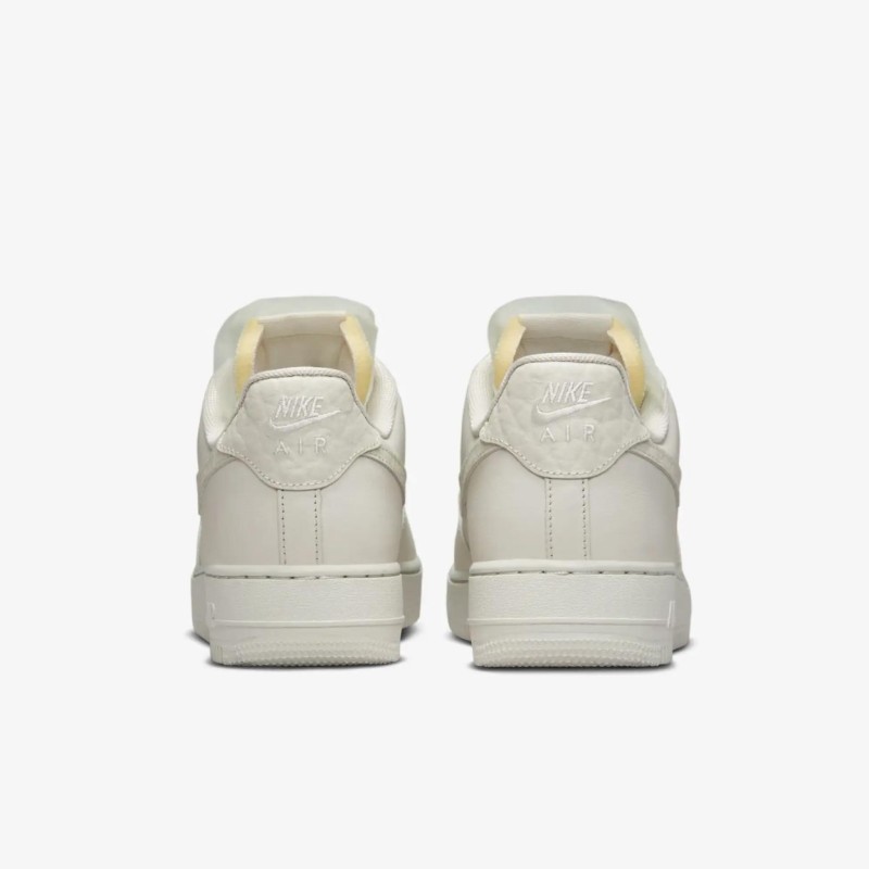 Кросівки жіночі Nike Air Force 1 Lo Prm (DN5463-001)