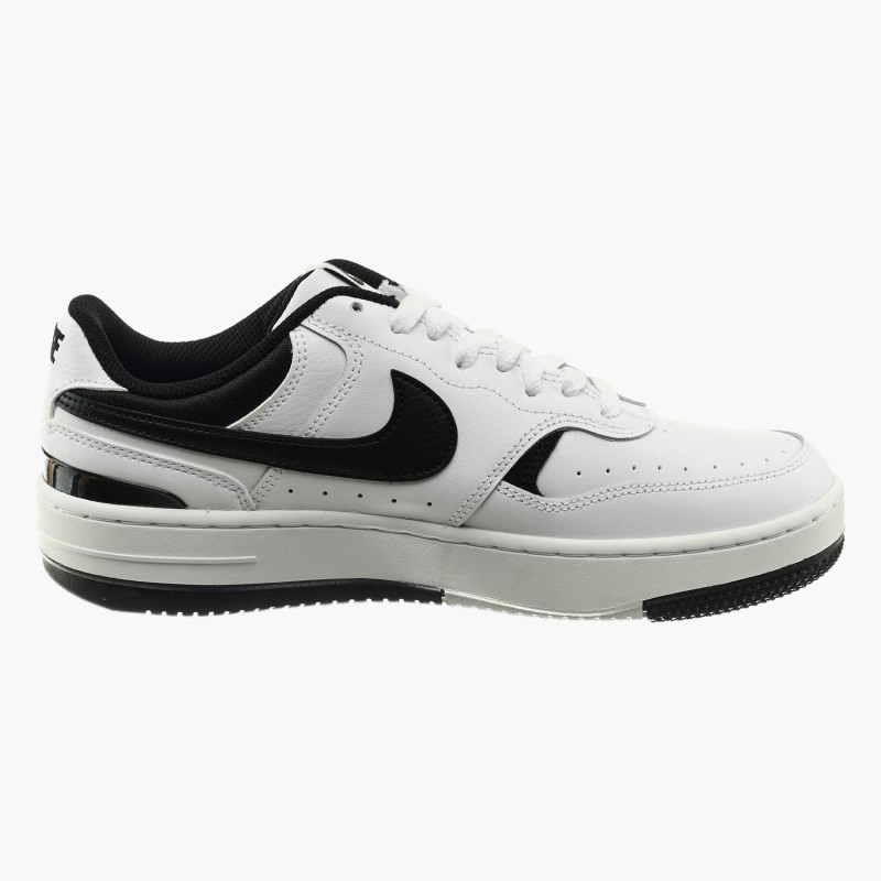 Кросівки жіночі Nike Gamma Force Shoes