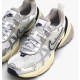 Кросівки жіночі Nike Wmns V2k Run