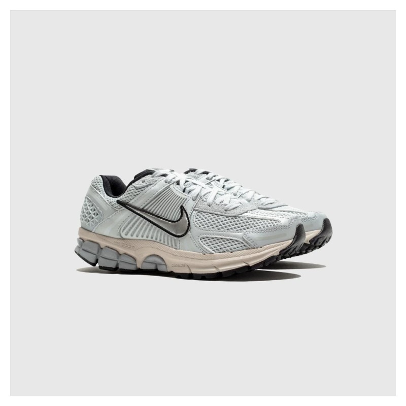 Кросівки жіночі Nike Wmns Zoom Vomero 5 White (FN6742-002)