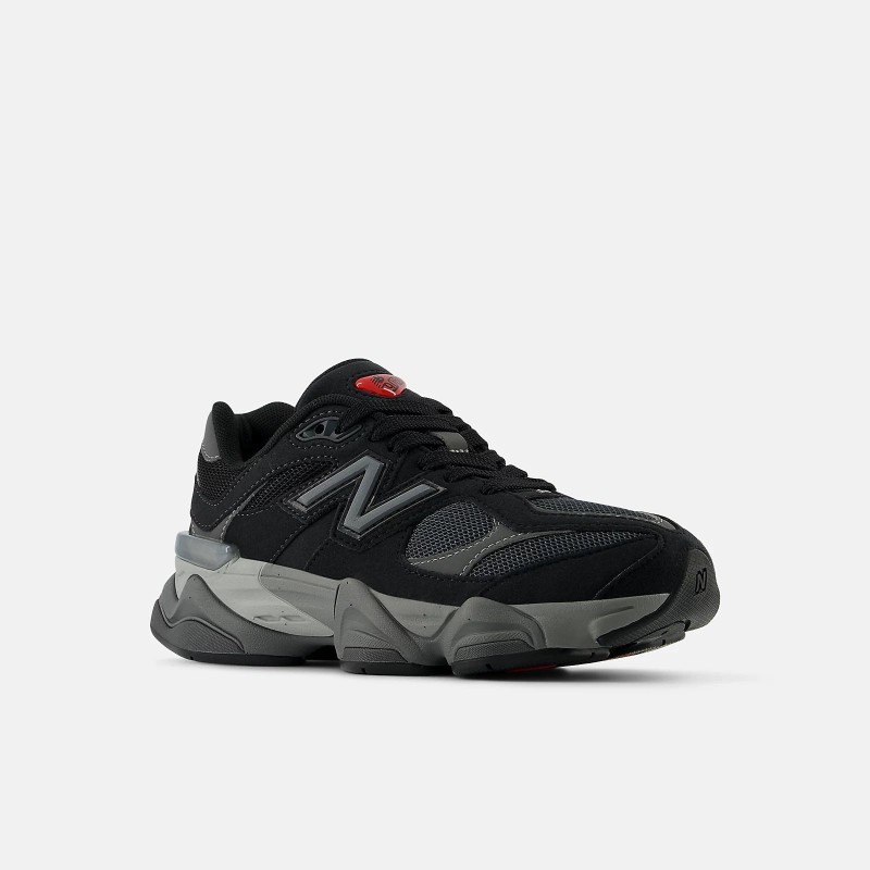 Кросівки жіночі New Balance 9060 (GC9060BK)