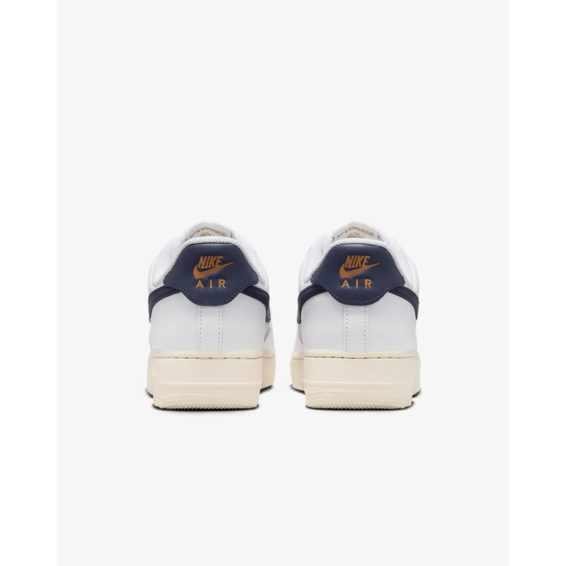 Кросівки жіночі Nike Air Force 1 '07 Flyease (HJ9122-100)