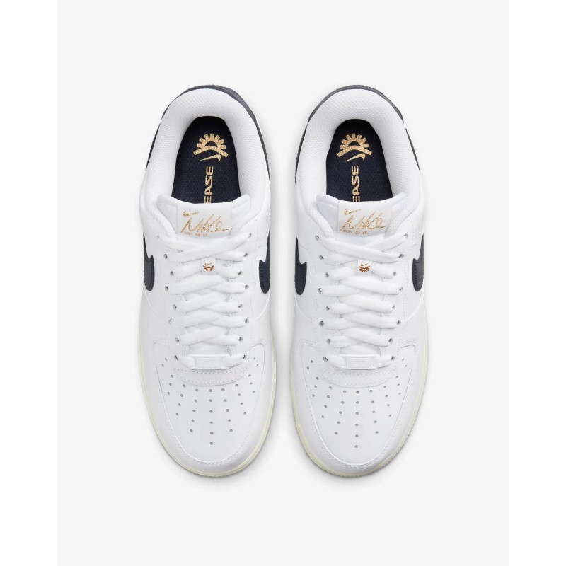 Кросівки жіночі Nike Air Force 1 '07 Flyease (HJ9122-100)