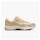 Кросівки жіночі Nike Zoom Vomero 5 (HQ0458-200)