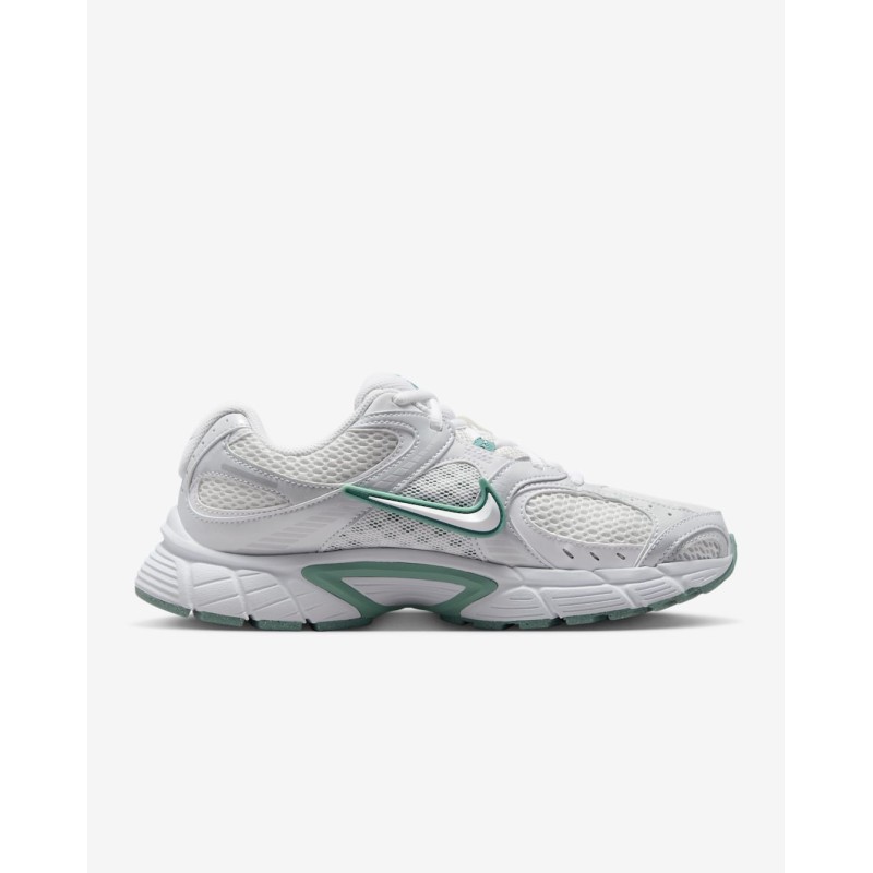 Кросівки жіночі Nike V5 Rnr (HQ7901-106)