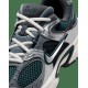 Кросівки жіночі Nike V5 Rnr (HQ7901-300)