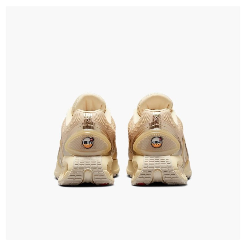 Кросівки жіночі Nike Air Max Dn (HV4861-200)