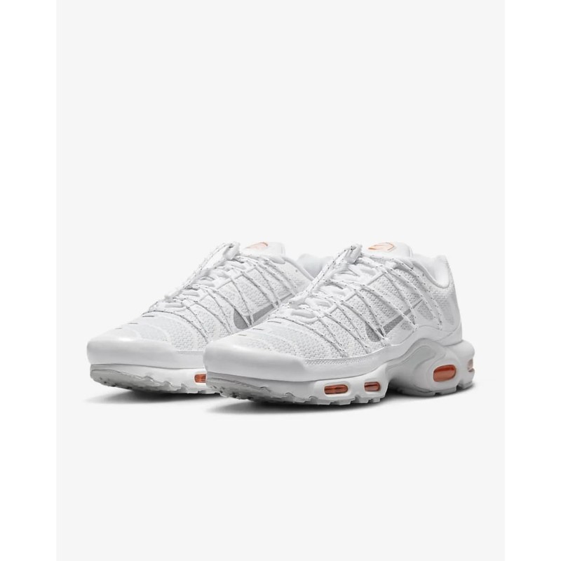 Кросівки чоловічі Nike Air Max Plus Tn (FJ4232-100)