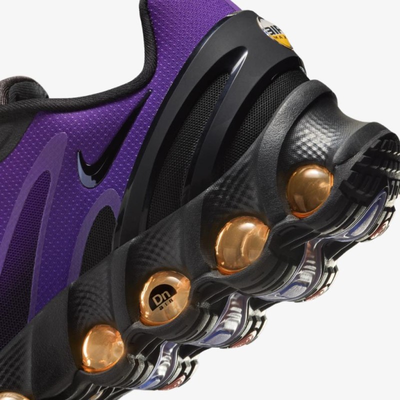 Кросівки чоловічі Nike Air Max Dn8 (FQ7860-009)