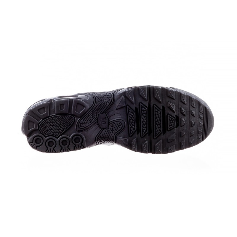 Кросівки чоловічі Nike Air Max Plus Drift 