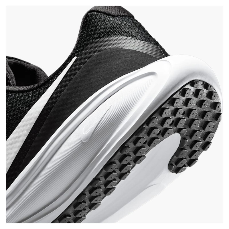 Кросівки чоловічі Nike Revolution 8