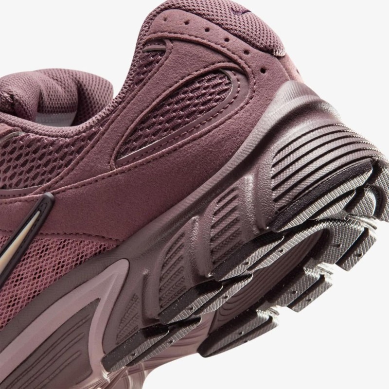 Кросівки чоловічі Nike V5 Rnr