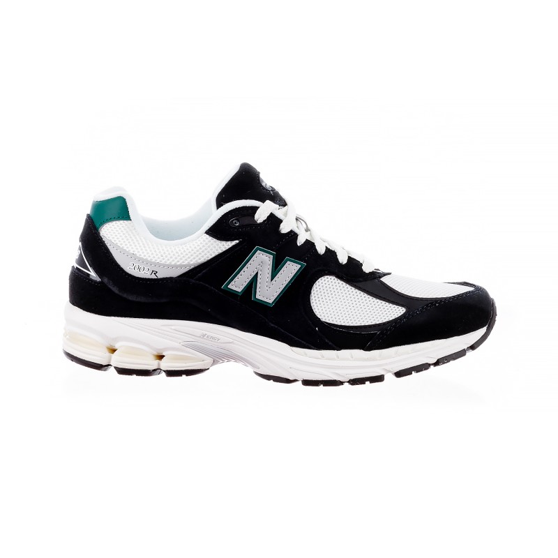 Кросівки чоловічі New Balance 2002 (M2002RRA)