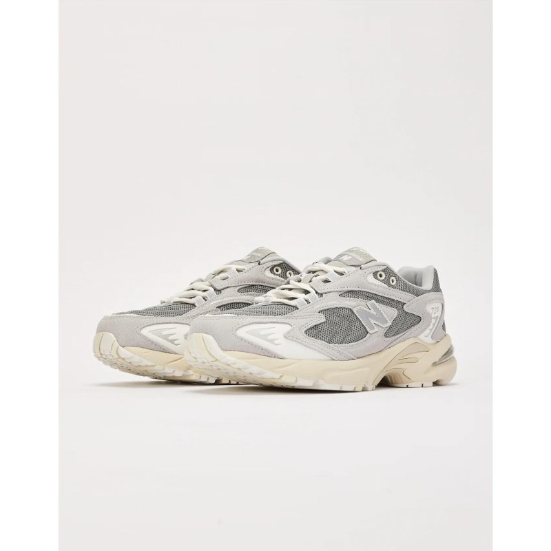 Кросівки чоловічі New Balance Grey Running Shoes Sneakers (ML725AA)