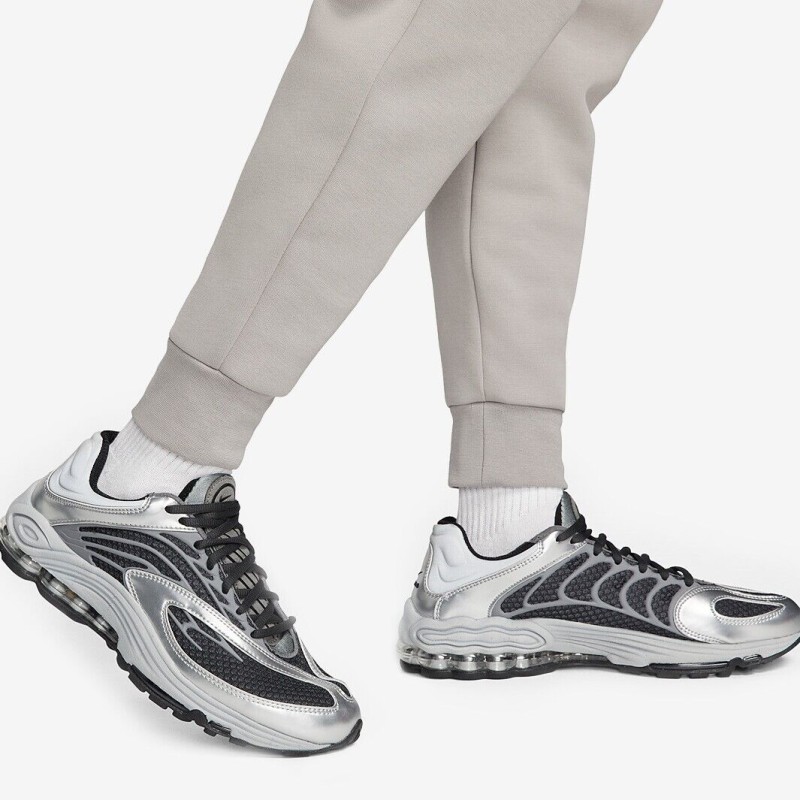 Брюки чоловічі Nike Sportswear Tech Fleece Joggers (DV0538-016)