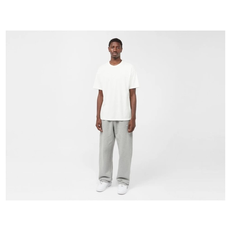 Футболка чоловіча Nike Sportswear Premium Essentials T-Shirt (DO7392-101)