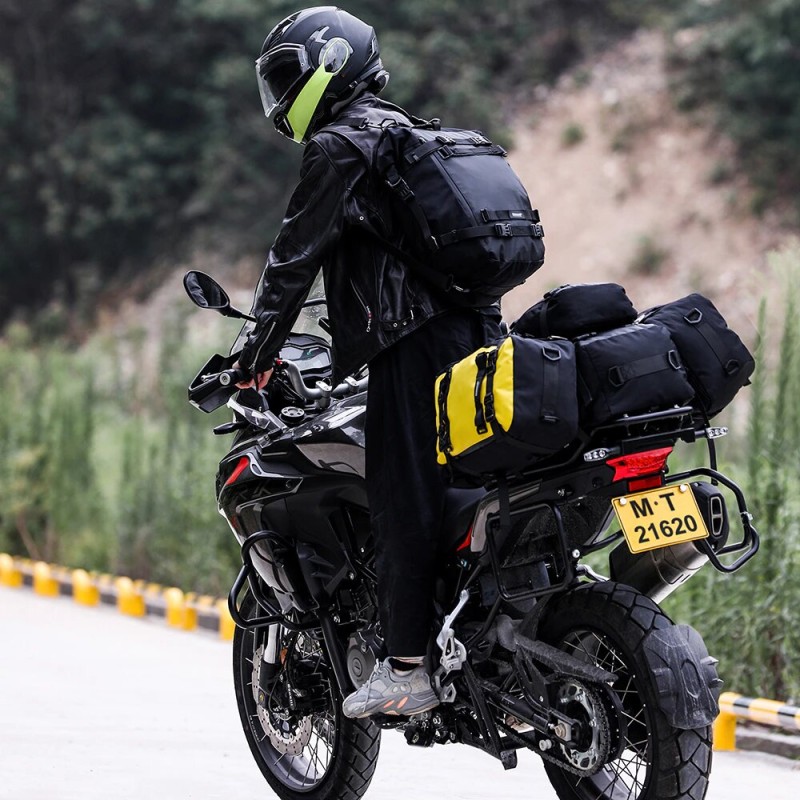 Сумка-рюкзак на багажник Rhinowalk Motorcycle 10л MT21610 Black, Чорний