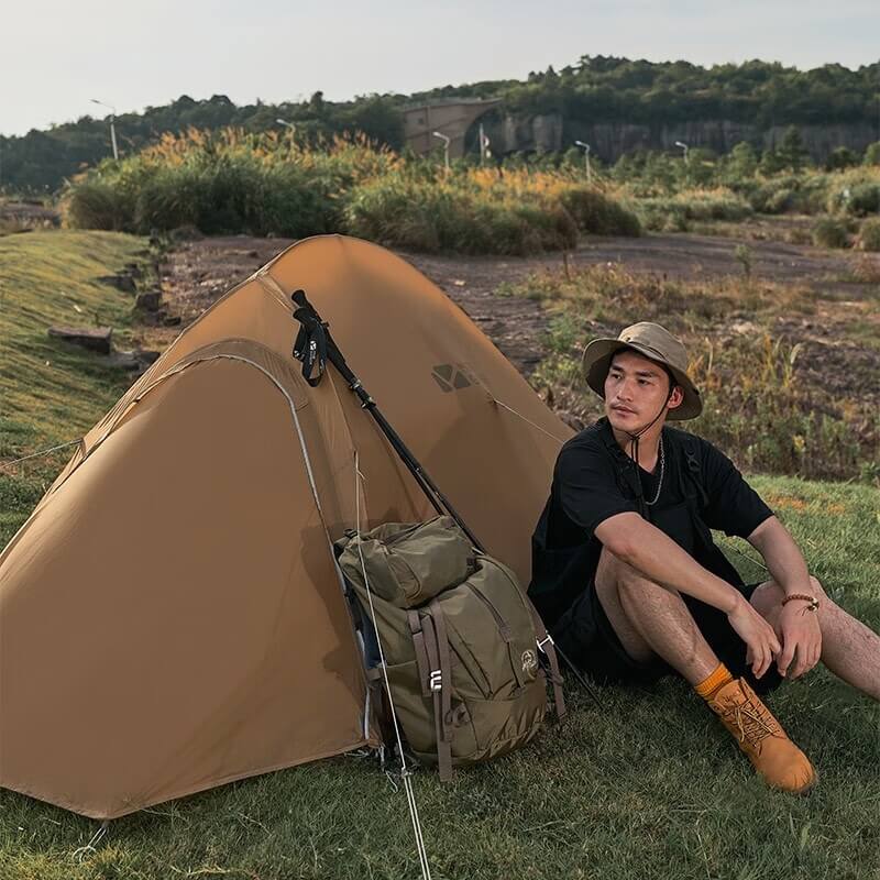 Намет Mobi Garden Light knight I 20D nylon (1-місний) NX19561001 sand