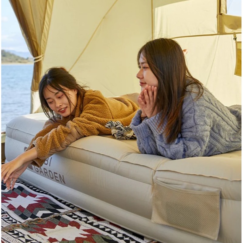 Матрац надувний двомісний з вбудованим насосом Mobi Garden Air Double Bed 35 см NX22663012 sand