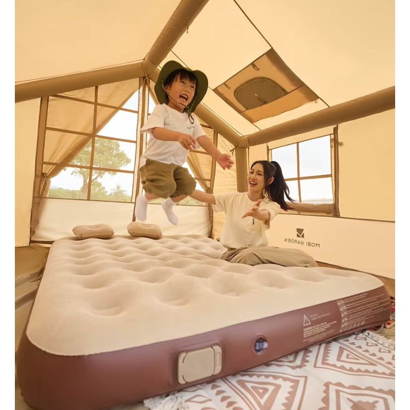 Матрац надувний двомісний з вбудованим насосом Mobi Garden Air double bed 26 см NX24663001 sand